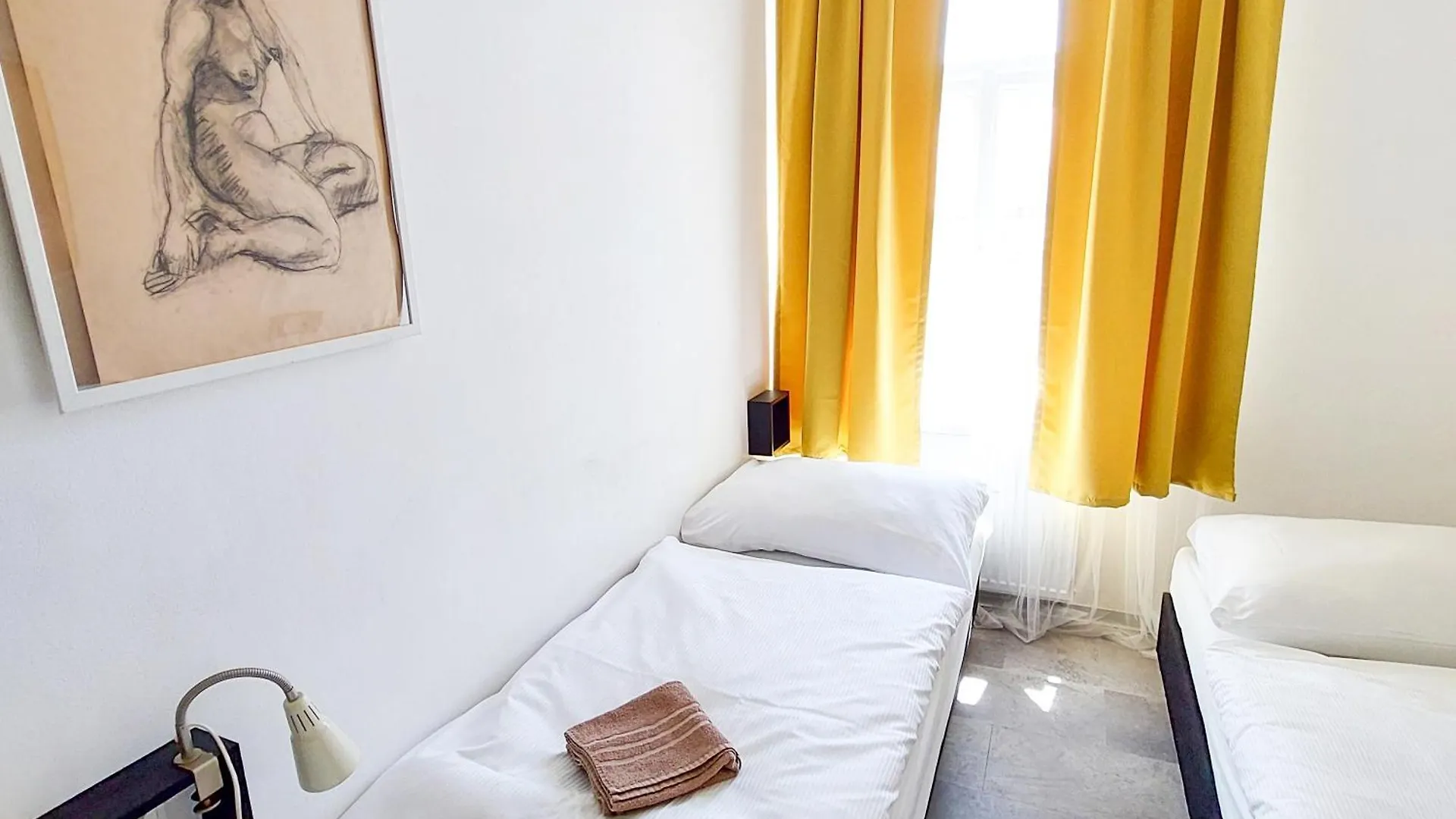 Practical Room Near The Main Station H3 布拉格 0*,  捷克